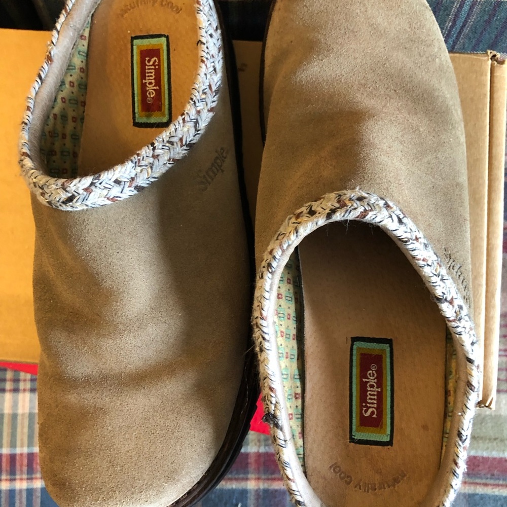 Tan suede clogs size 10